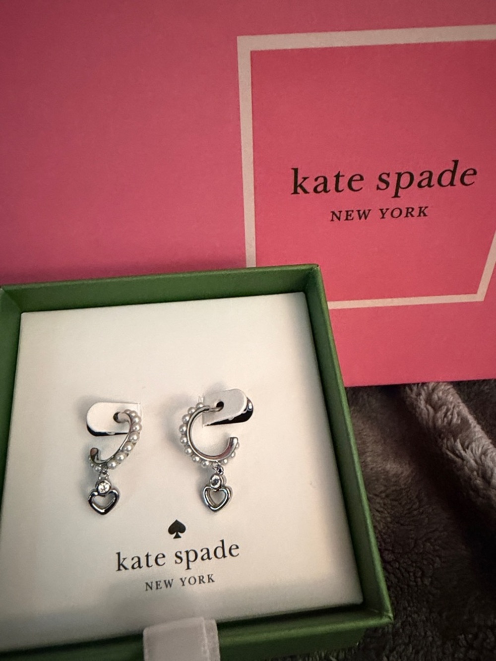 kate spade “shining spades” Silver Heart Drop Earrings with Pearl Accents -*nwt